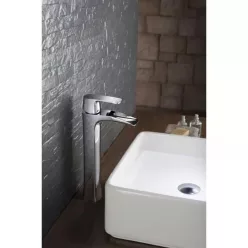   AREZZO design WAKEFIELD Cascade magasított mosdó csaptelep AR-7002